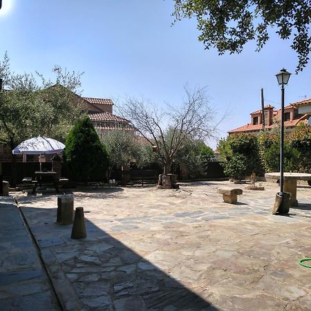 Casa Rural Pena Falcon Torrejón el Rubio Exteriér fotografie