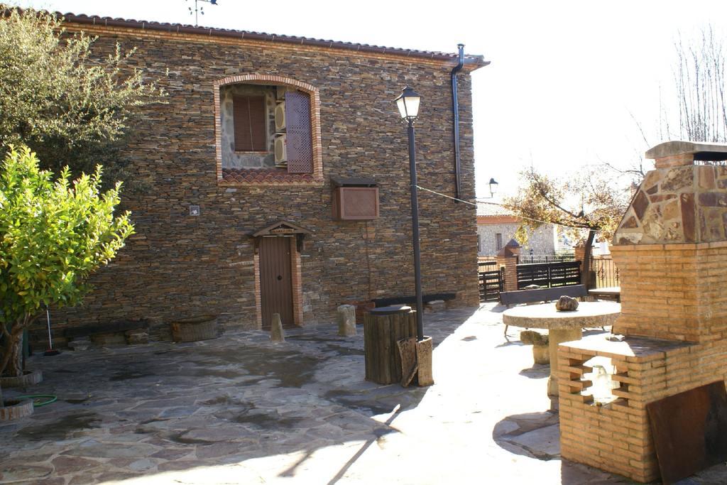 Casa Rural Pena Falcon Torrejón el Rubio Exteriér fotografie