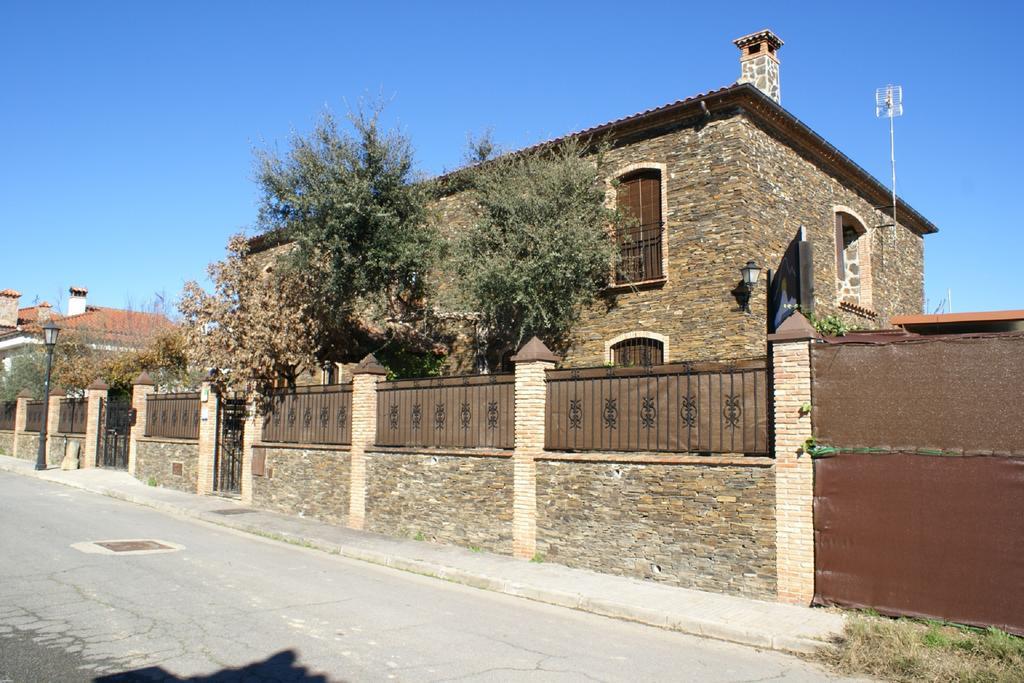 Casa Rural Pena Falcon Torrejón el Rubio Exteriér fotografie