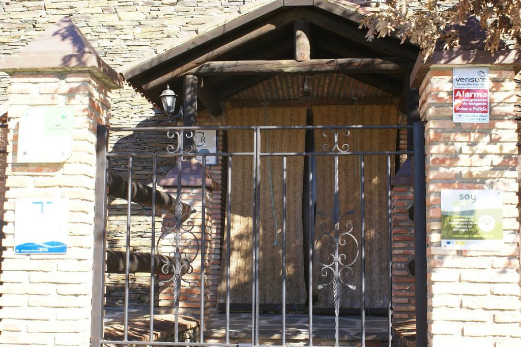 Casa Rural Pena Falcon Torrejón el Rubio Exteriér fotografie
