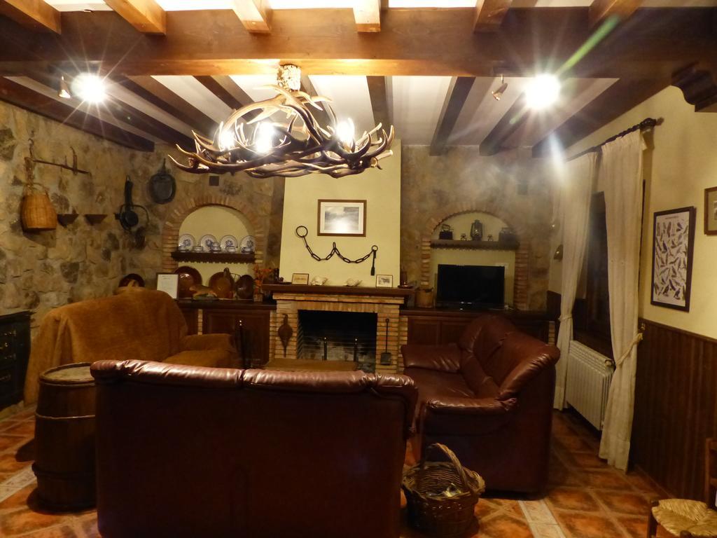 Casa Rural Pena Falcon Torrejón el Rubio Exteriér fotografie