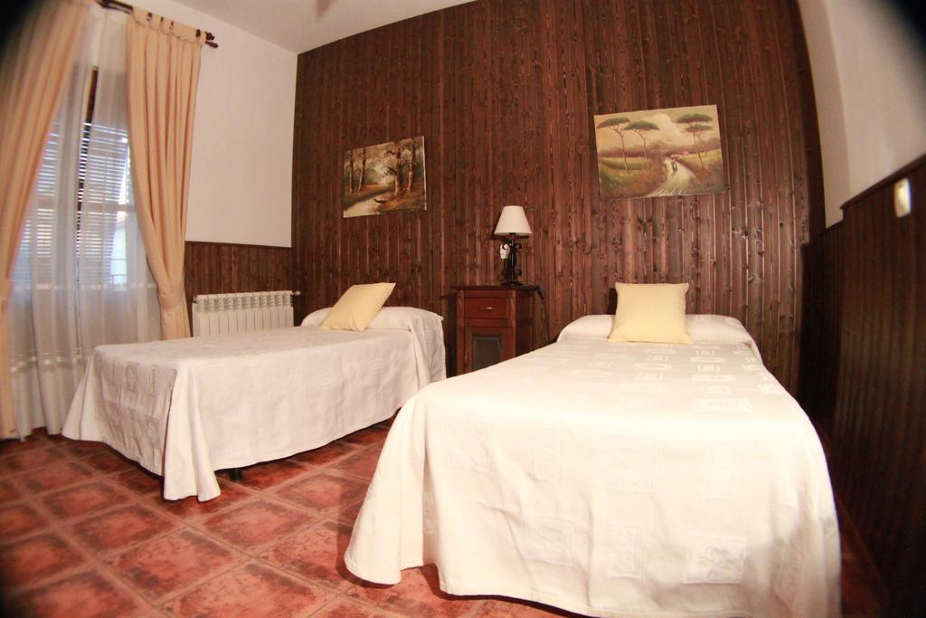 Casa Rural Pena Falcon Torrejón el Rubio Exteriér fotografie